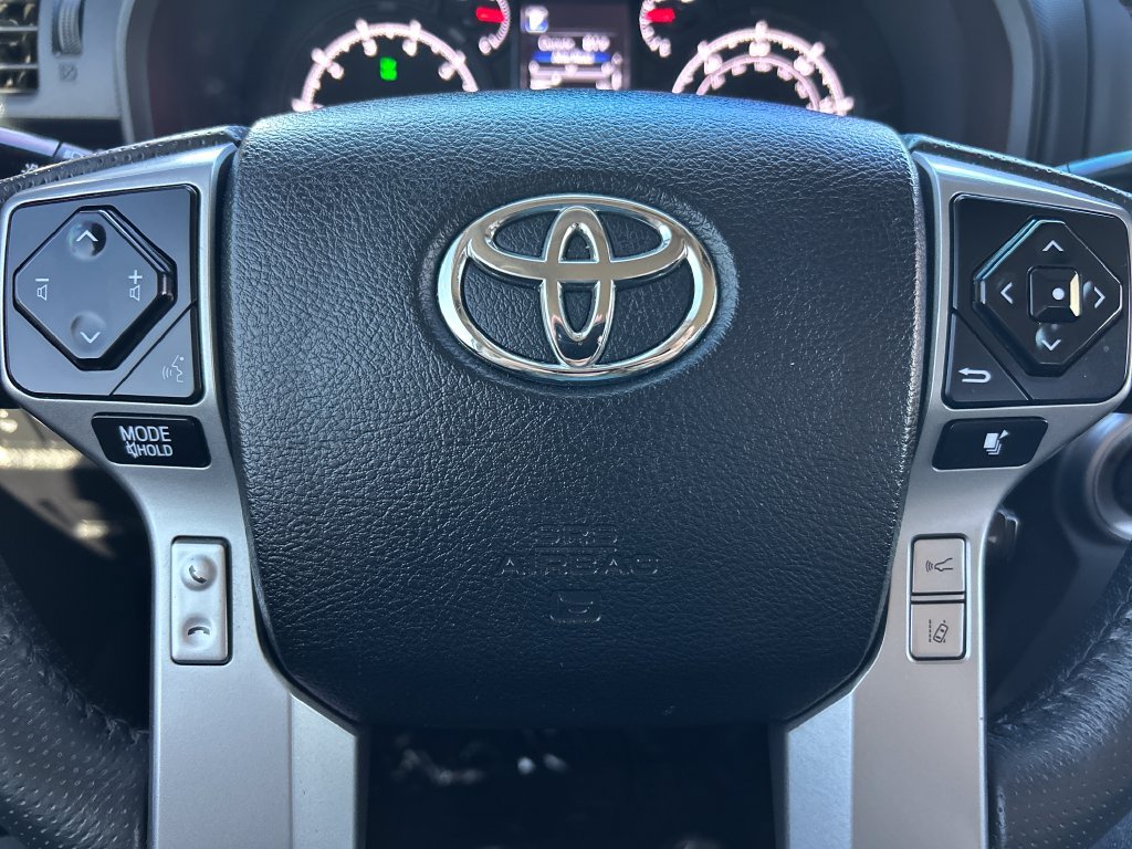 Used 2020 Toyota 4Runner SR5 Premium AWD/4WD image 9