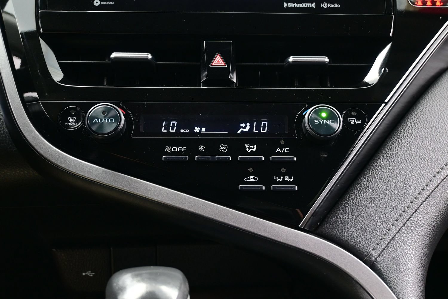 Used 2024 Toyota Camry XLE FWD image 21