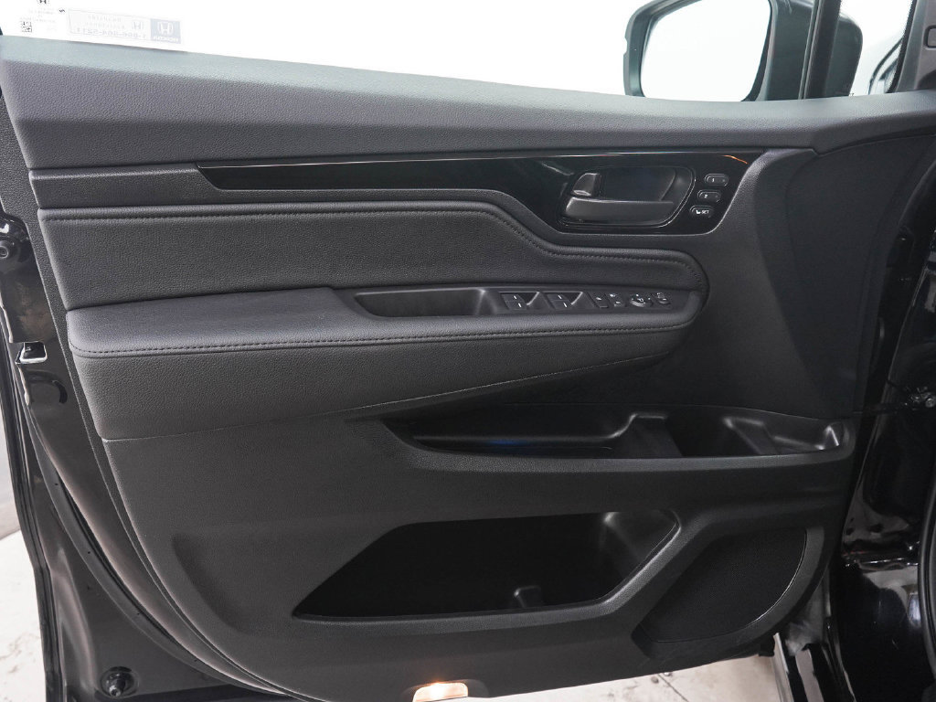 Used 2026 Honda Odyssey Touring image 21