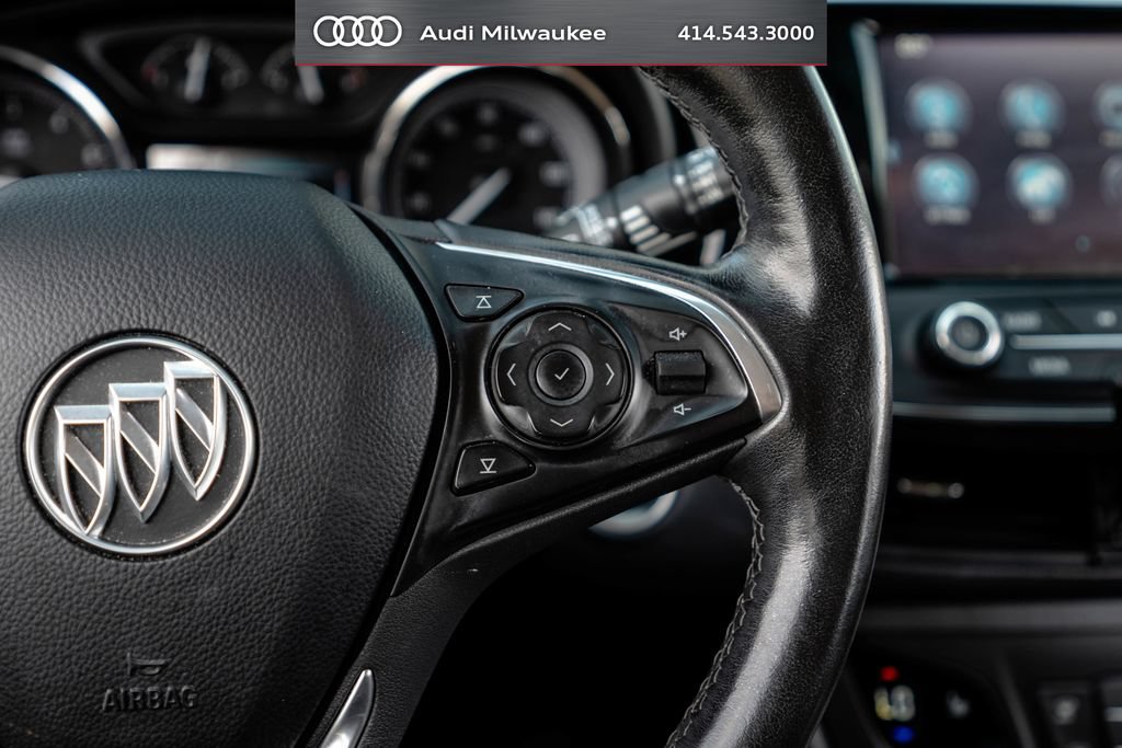 Used 2020 Buick Envision Essence FWD image 18