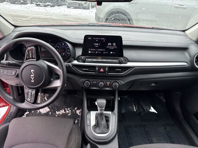 Used 2024 Kia Forte LXS w/ LXS Technology Package image 23