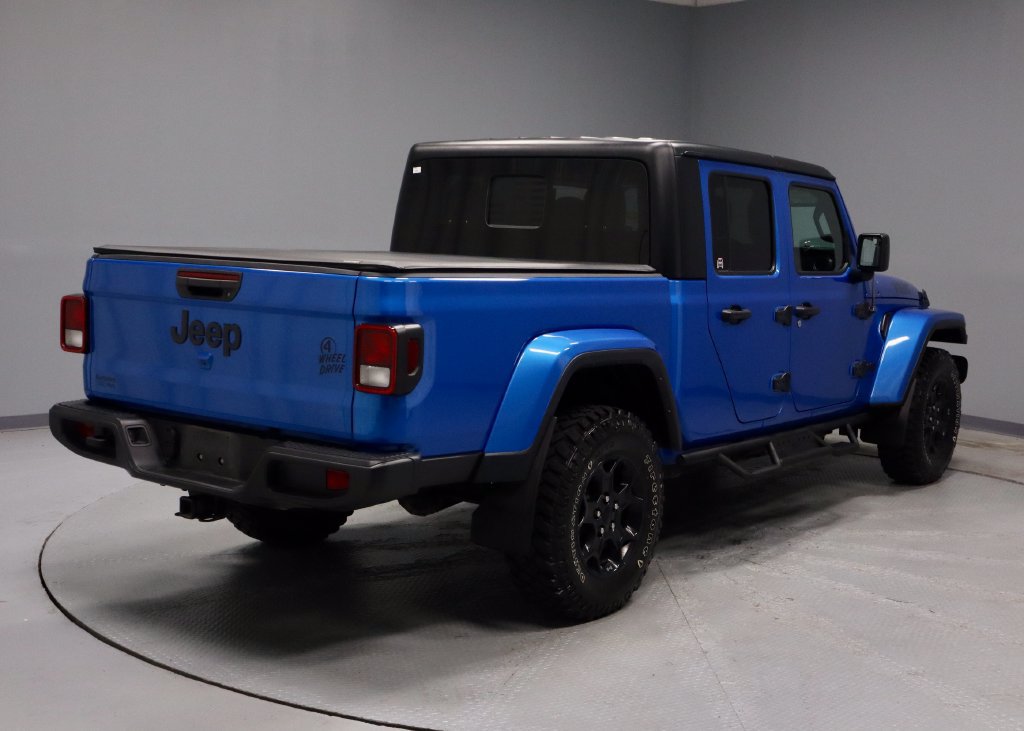 Used 2023 Jeep Gladiator Sport AWD/4WD image 9