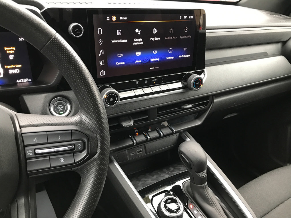 Used 2024 Chevrolet Colorado Trail Boss w/ LPO, Skid Plate Package image 14