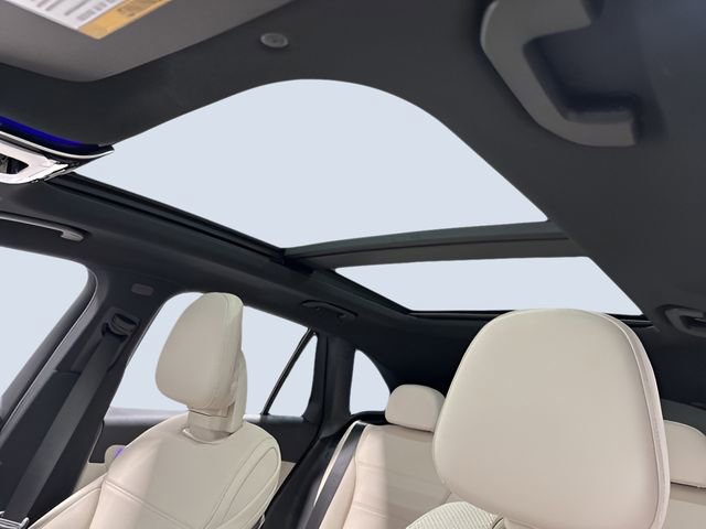 Used 2026 Mercedes-Benz GLC 300 image 29