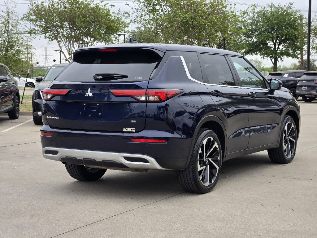 Used 2024 Mitsubishi Outlander SE image 4