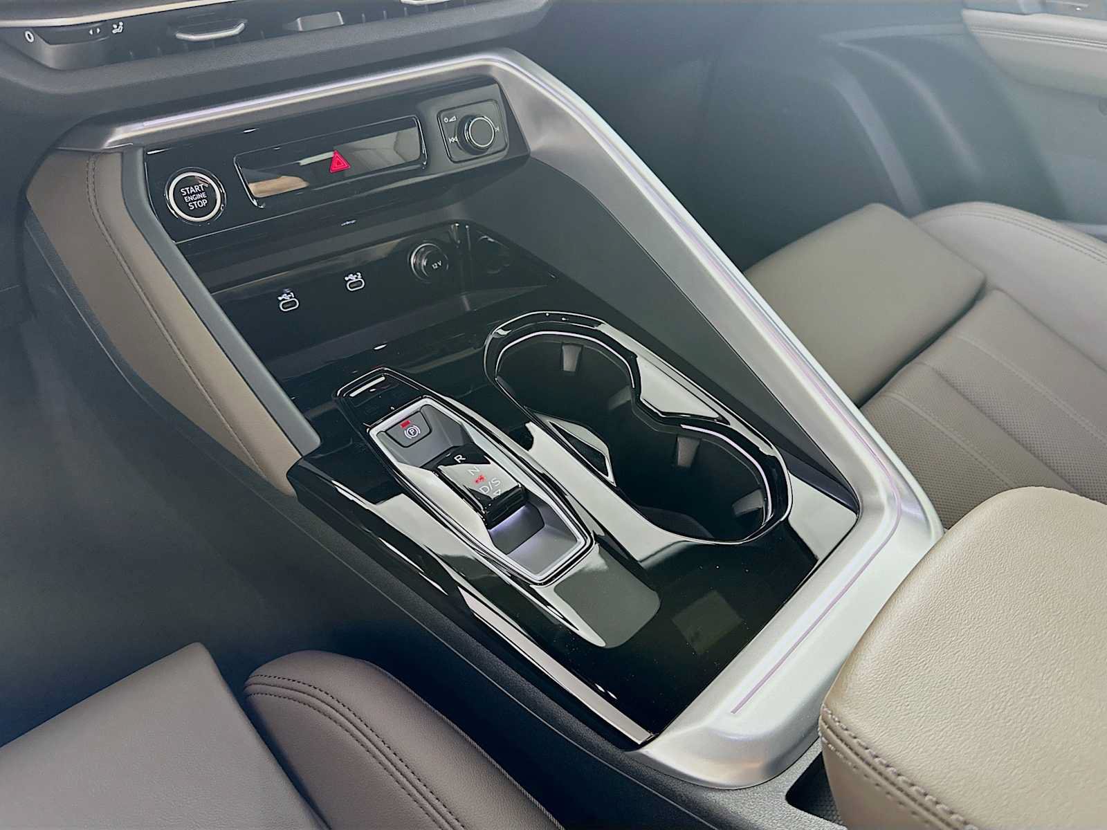 New 2025 Audi Q5 Premium Plus AWD/4WD image 16