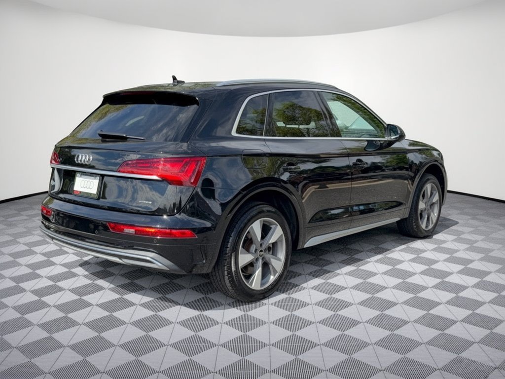 Used 2023 Audi Q5 2.0T Premium Plus w/ Premium Plus Package AWD/4WD image 9