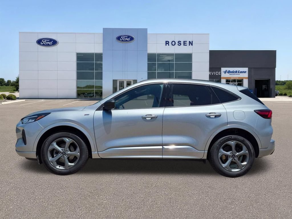 Used 2024 Ford Escape ST-Line w/ Tech Pack #1 AWD/4WD image 10
