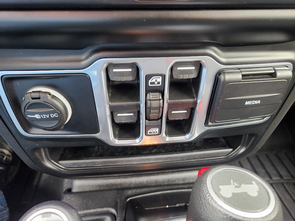 Used 2021 Jeep Wrangler Willys image 34