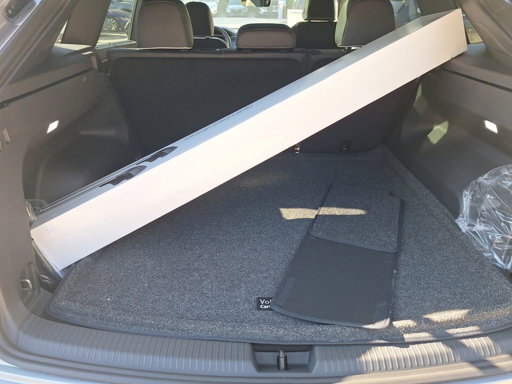 New 2026 Volkswagen Atlas Cross Sport SEL Premium R-Line image 26