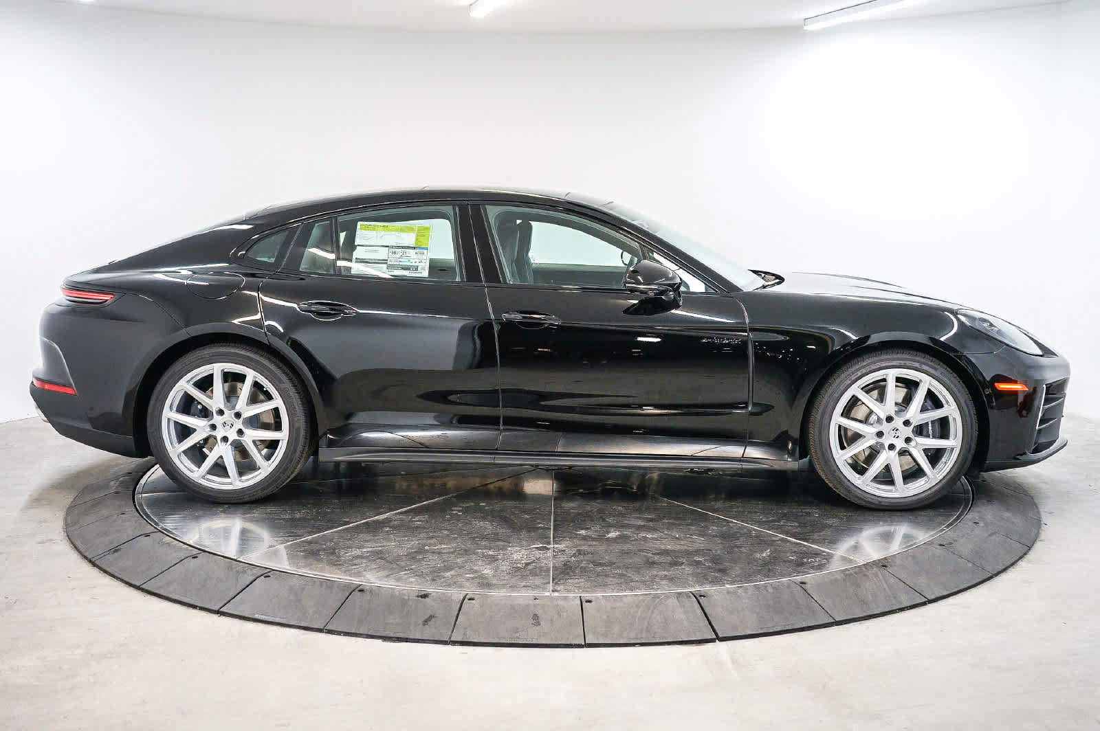 New 2026 Porsche Panamera 4 AWD/4WD image 8