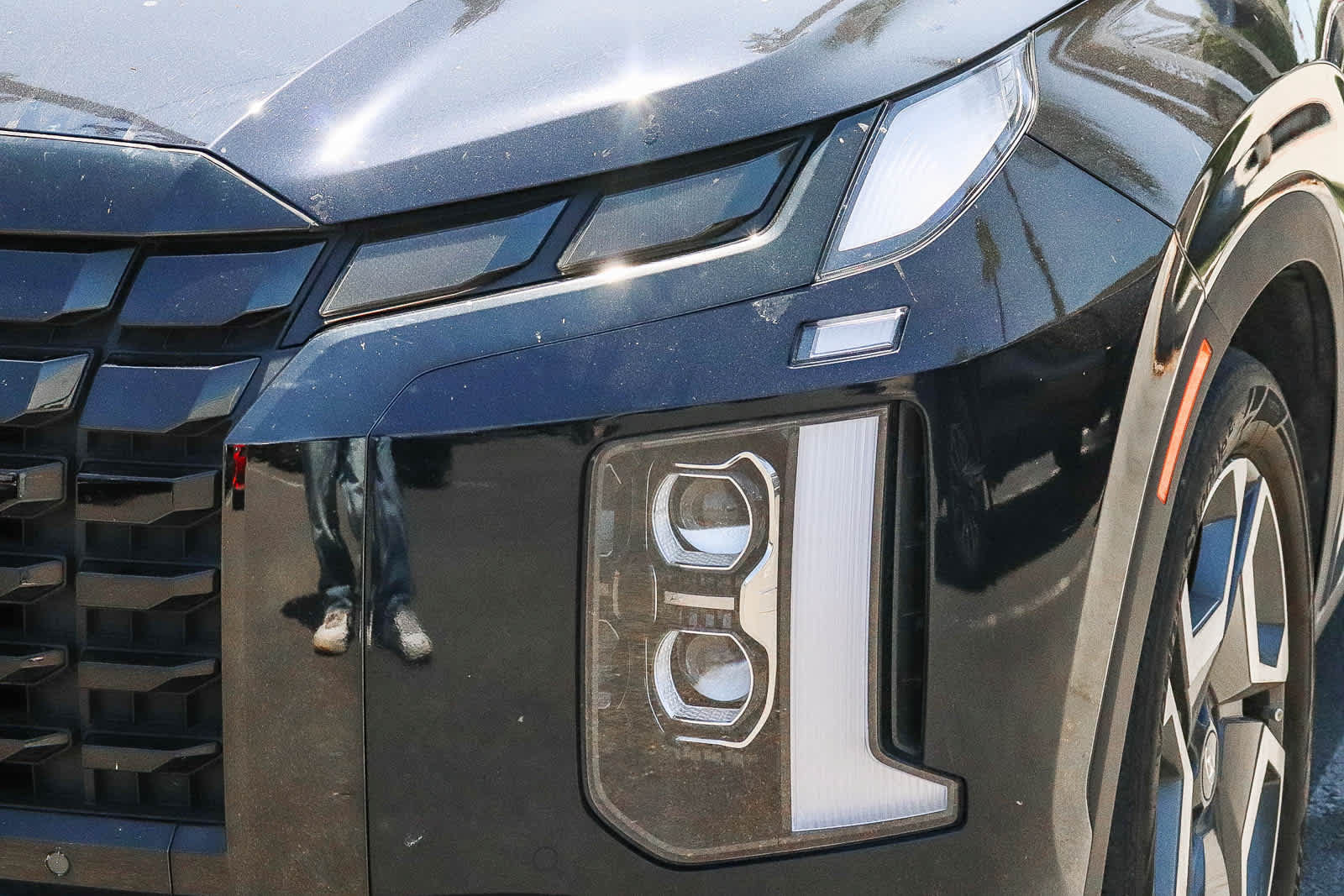Used 2023 Hyundai Palisade SEL w/ Cargo Package FWD image 2