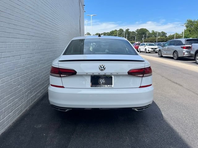 Used 2021 Volkswagen Passat 2.0T R-Line FWD image 3