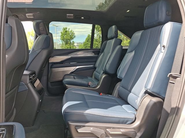 Certified 2025 Cadillac Escalade IQ Sport 2 AWD/4WD image 8
