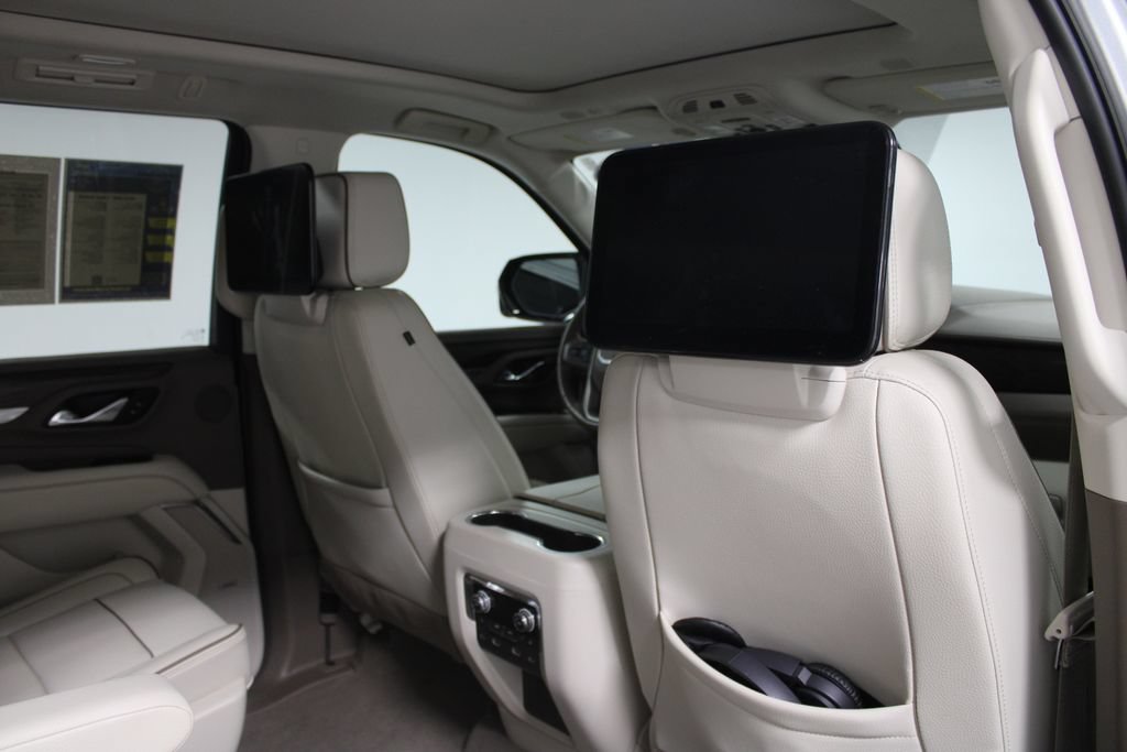 Used 2024 GMC Yukon Denali w/ Denali Reserve Package AWD/4WD image 35