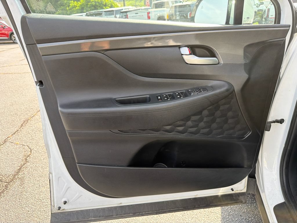 Used 2022 Hyundai Santa Fe SEL w/ Convenience Package FWD image 10