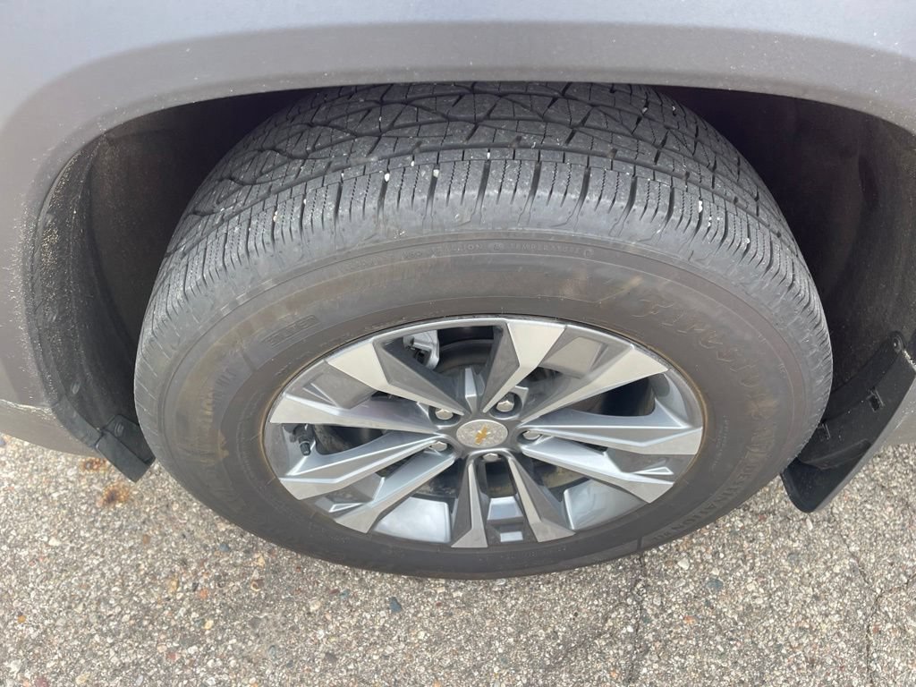 Certified 2026 Chevrolet Equinox LT w/ Safety and Technology Package FWD image 23