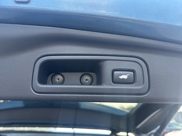 Used 2017 Honda Pilot Touring image 10