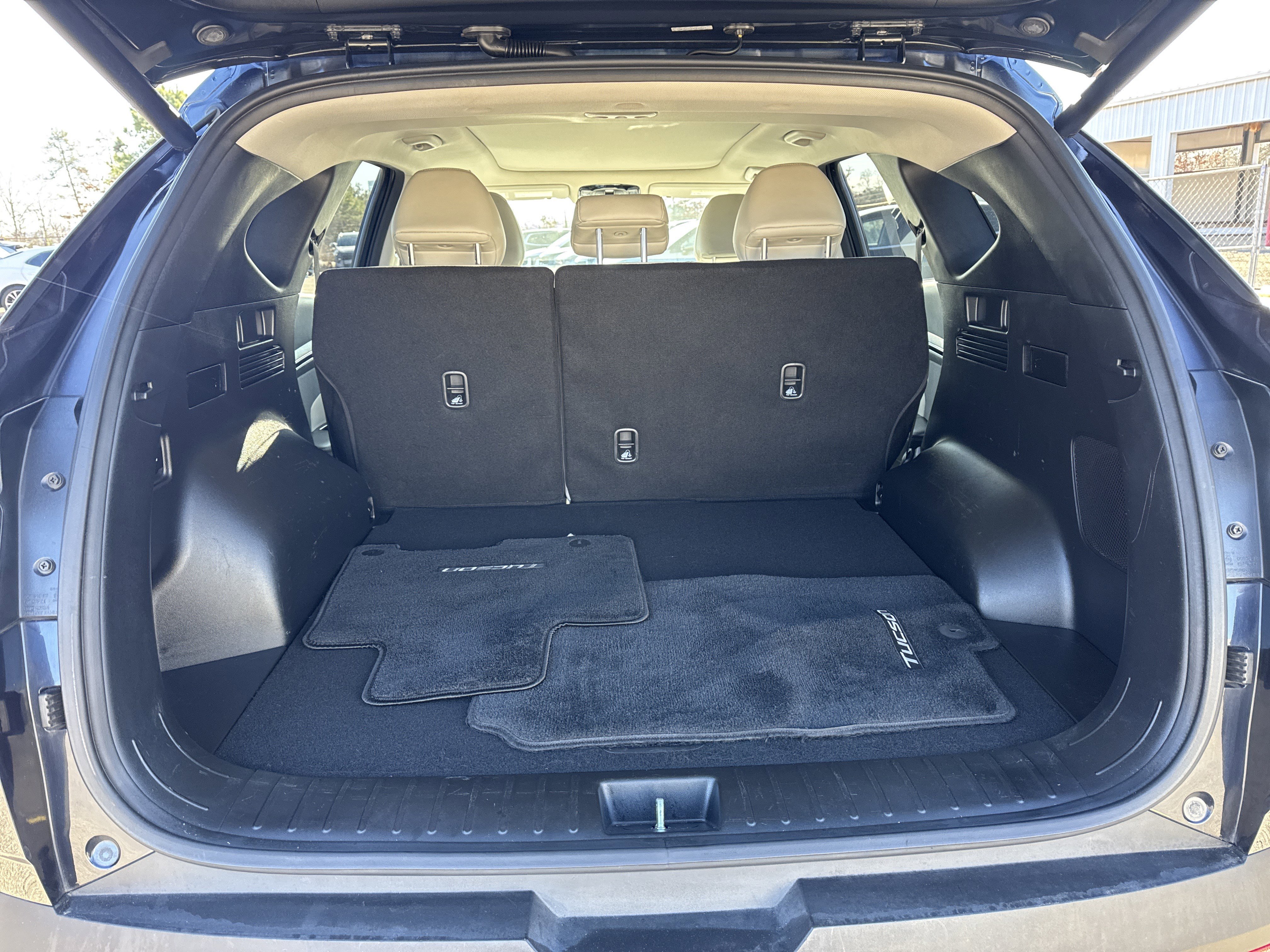 Used 2022 Hyundai Tucson Limited image 18