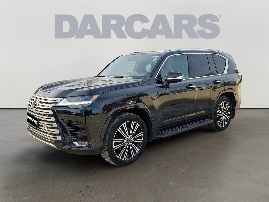 Used 2025 Lexus LX 600 4WD w/ Luxury Package image 3