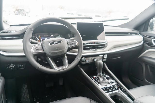New 2026 Jeep Compass Limited image 10
