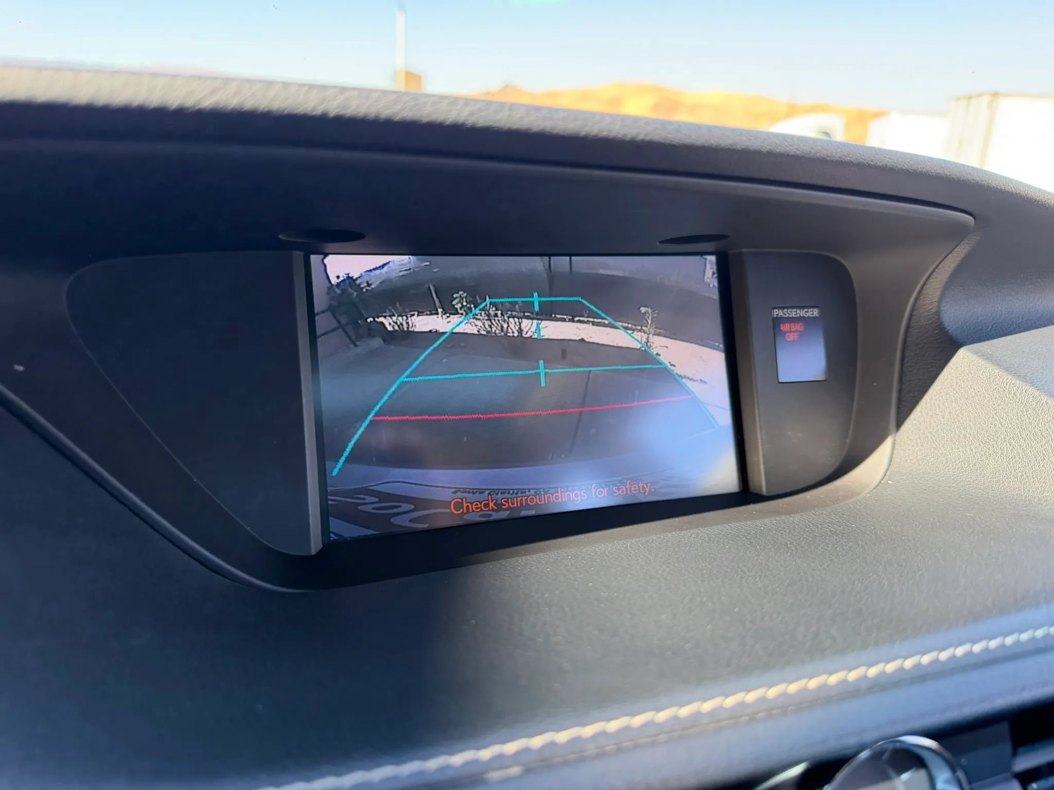 Used 2014 Lexus ES 300h w/ Premium Package w/Bamboo Trim FWD image 19