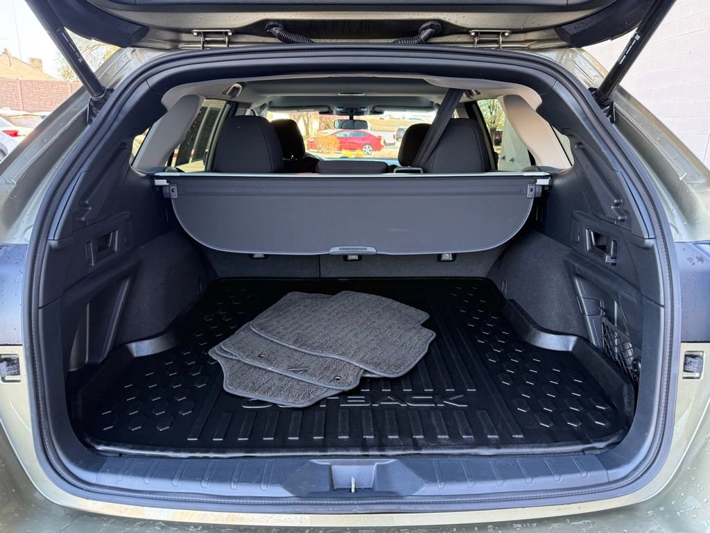 Certified 2025 Subaru Outback Premium image 28