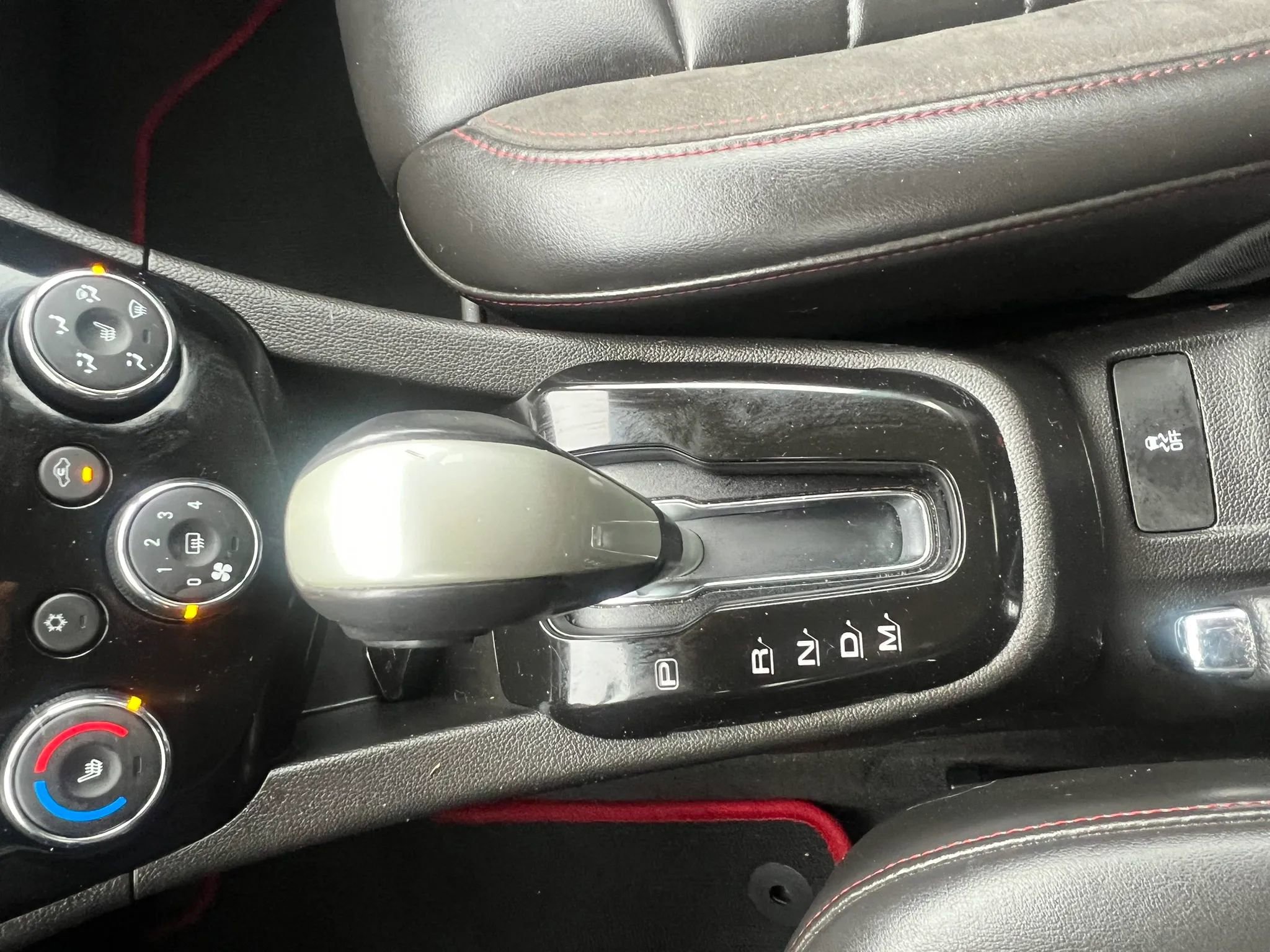 Used 2017 Chevrolet Sonic Premier FWD image 20