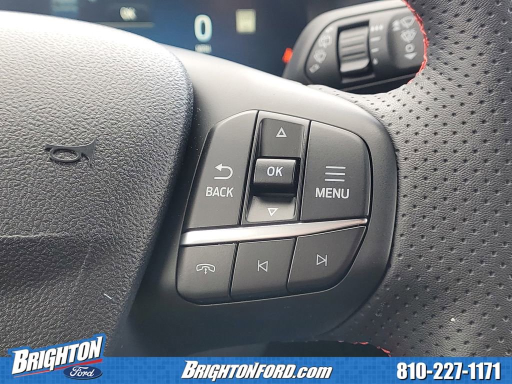 Used 2023 Ford Escape ST-Line Elite w/ Class II Trailer Tow Package image 21