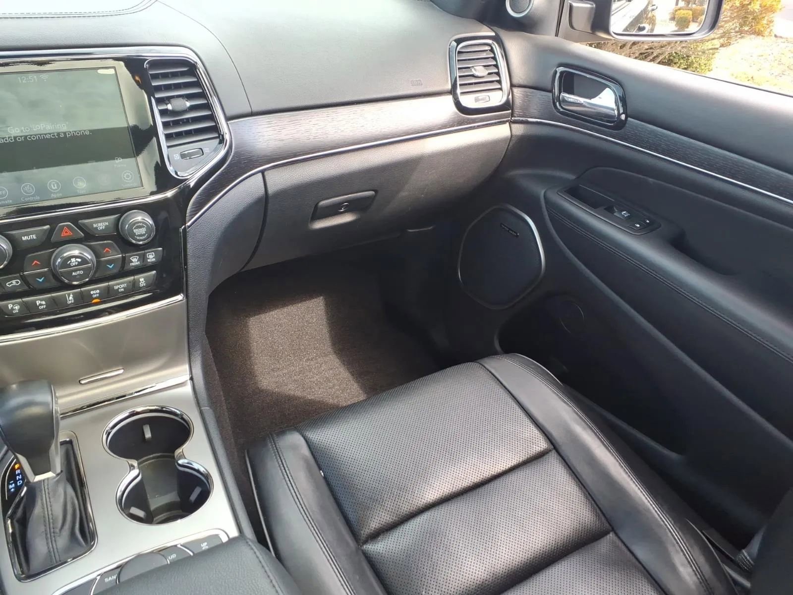 Used 2020 Jeep Grand Cherokee High Altitude AWD/4WD image 23