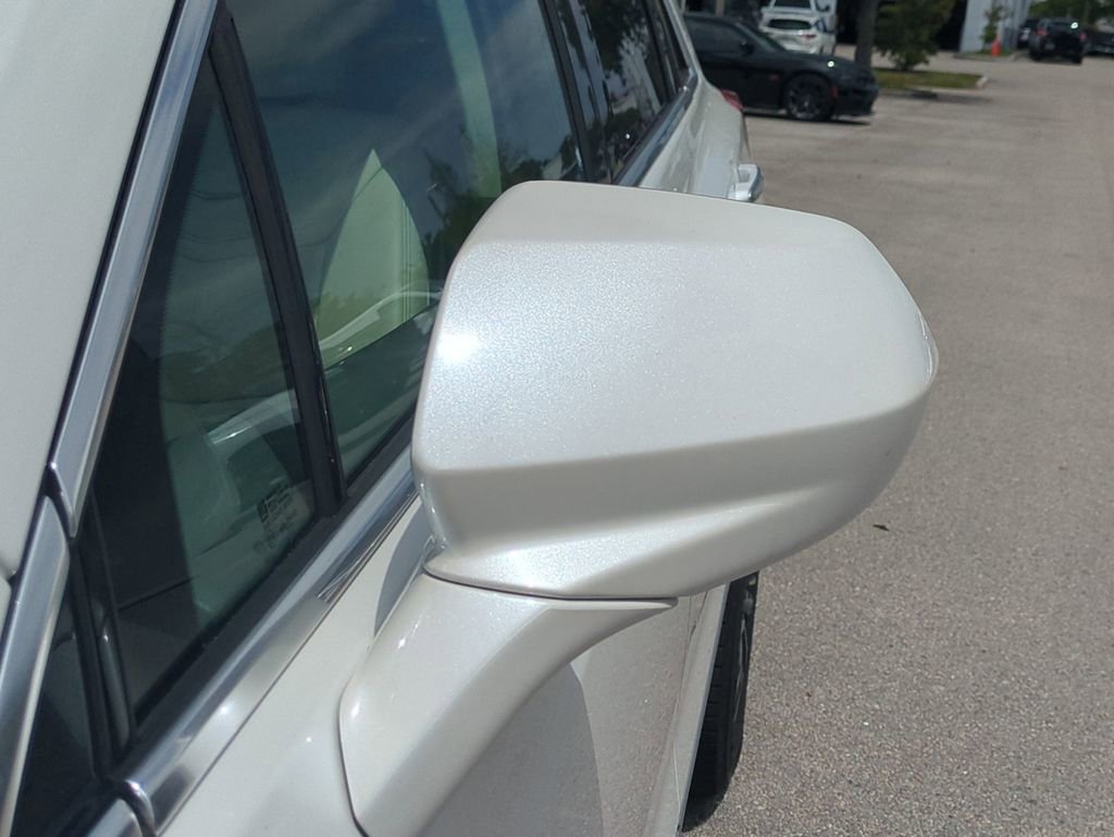 Used 2019 Cadillac XT5 Premium Luxury image 13