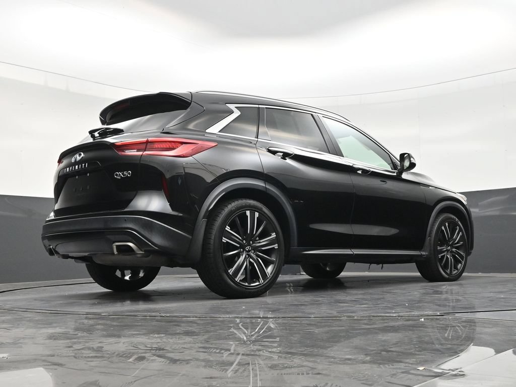 Used 2021 INFINITI QX50 Luxe w/ Appearance Package FWD image 25