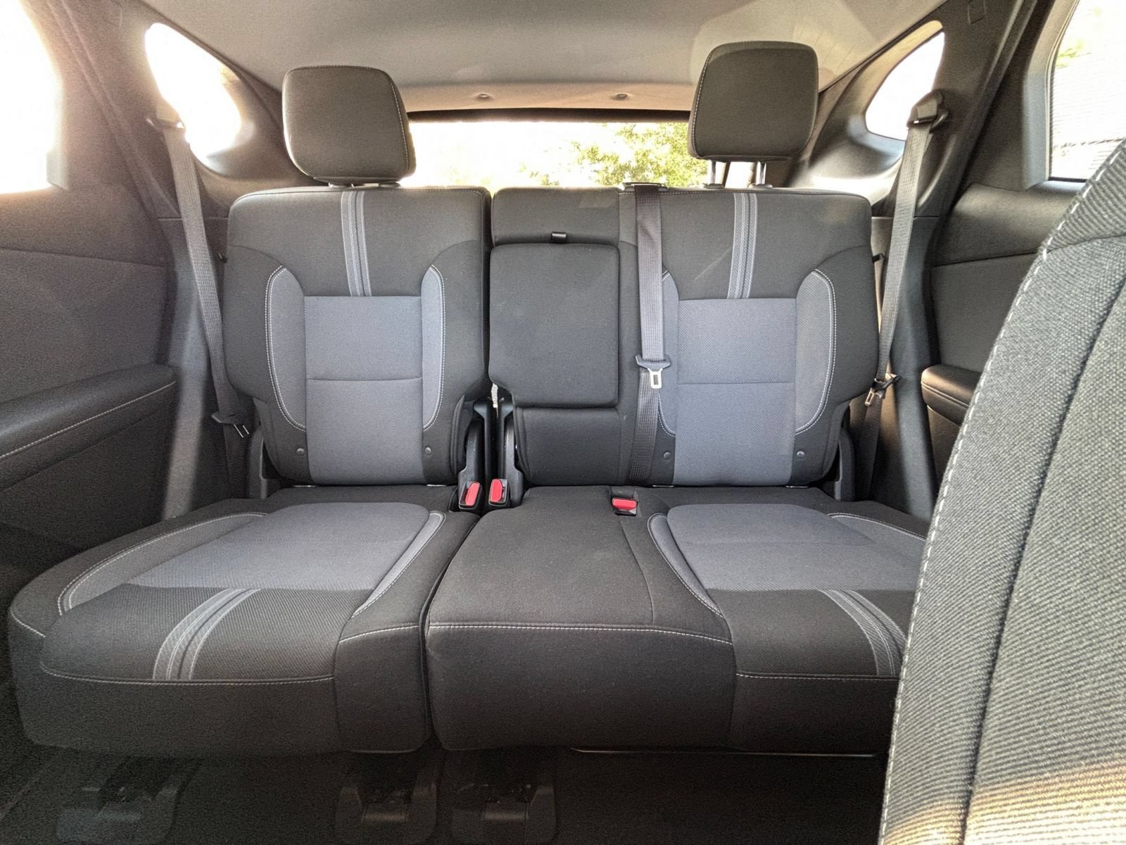 Used 2025 Chevrolet Blazer LT FWD image 38