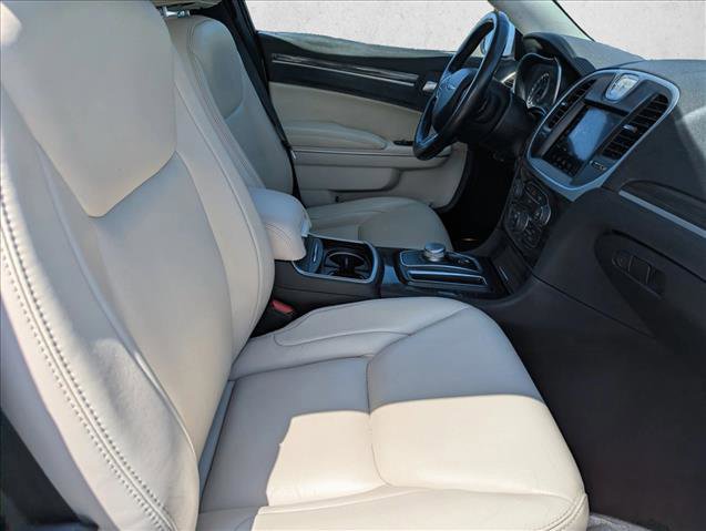 Used 2019 Chrysler 300 Touring L w/ Quick Order Package 22F RWD image 27