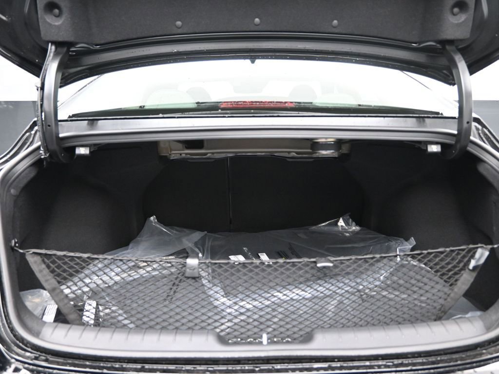 Used 2025 Hyundai Elantra Limited FWD image 32