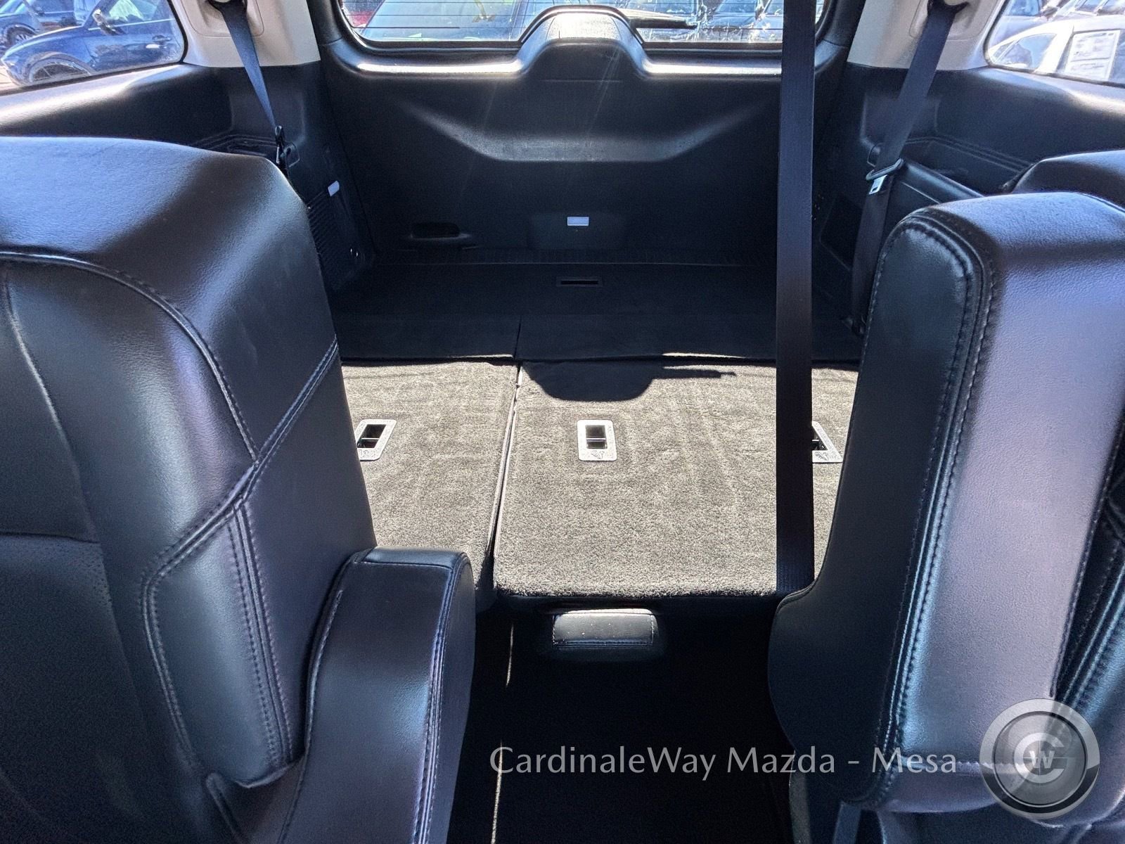 Used 2024 Ford Expedition XLT image 18