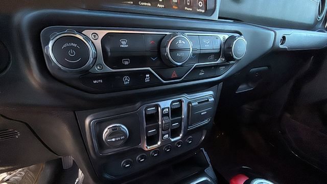 Used 2022 Jeep Gladiator Sport image 30