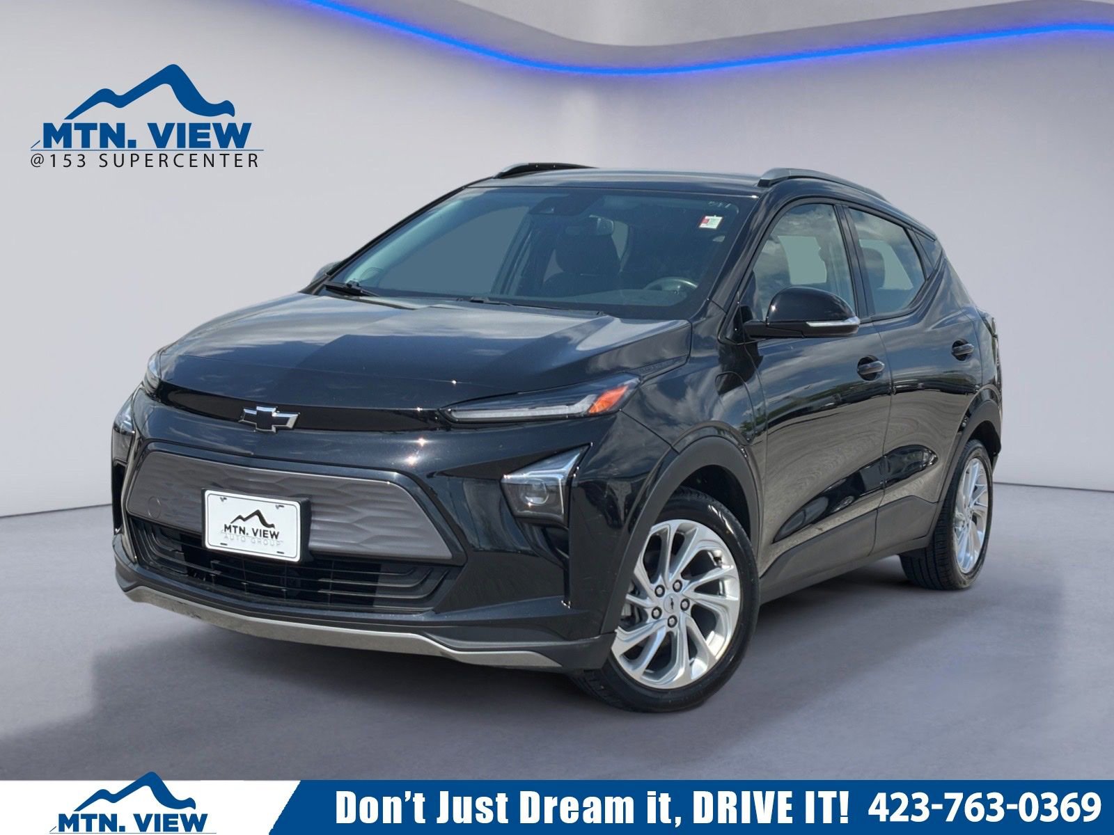 Used 2023 Chevrolet Bolt EUV LT FWD image 1