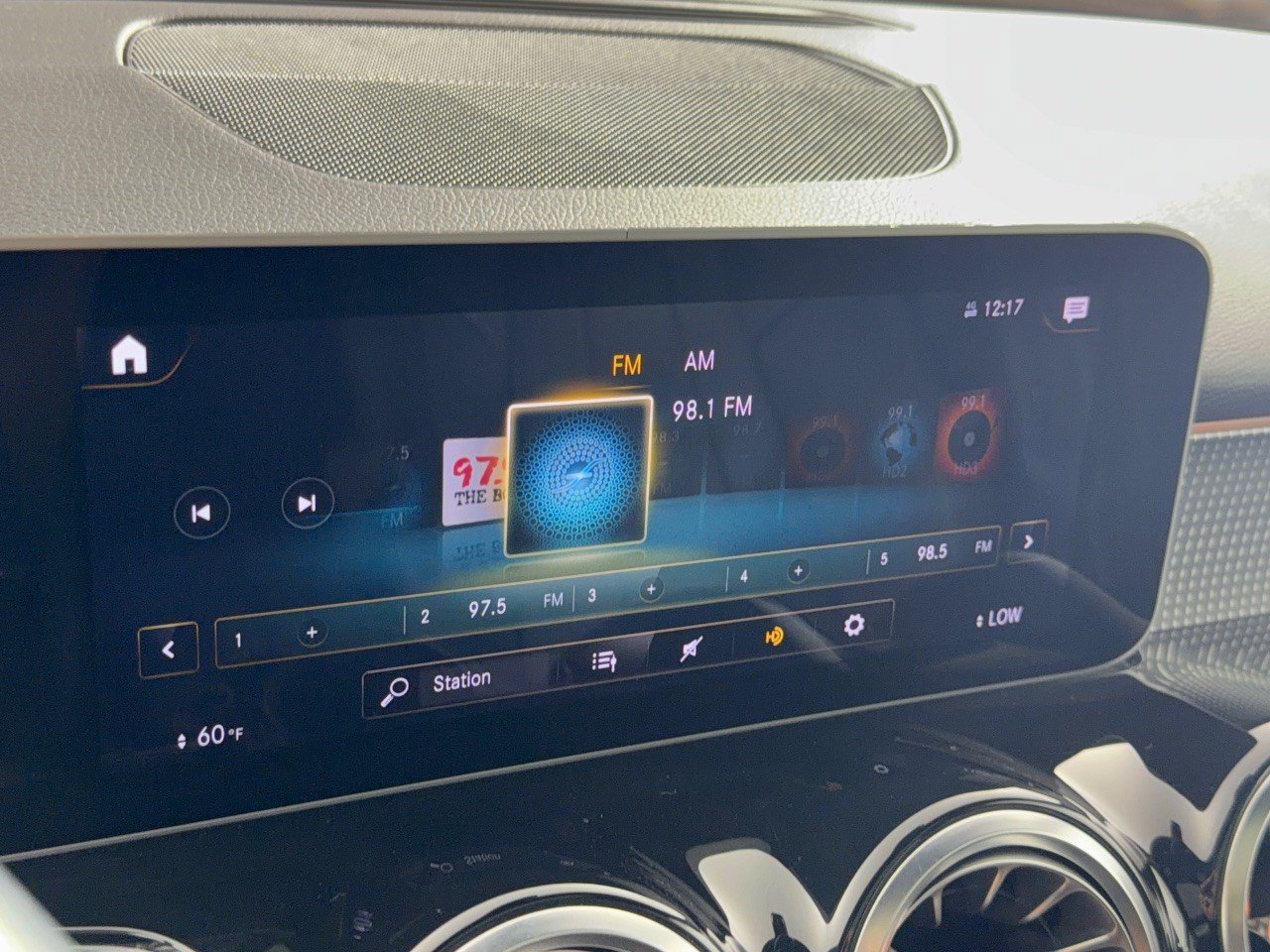 Used 2021 Mercedes-Benz GLB 250 image 23