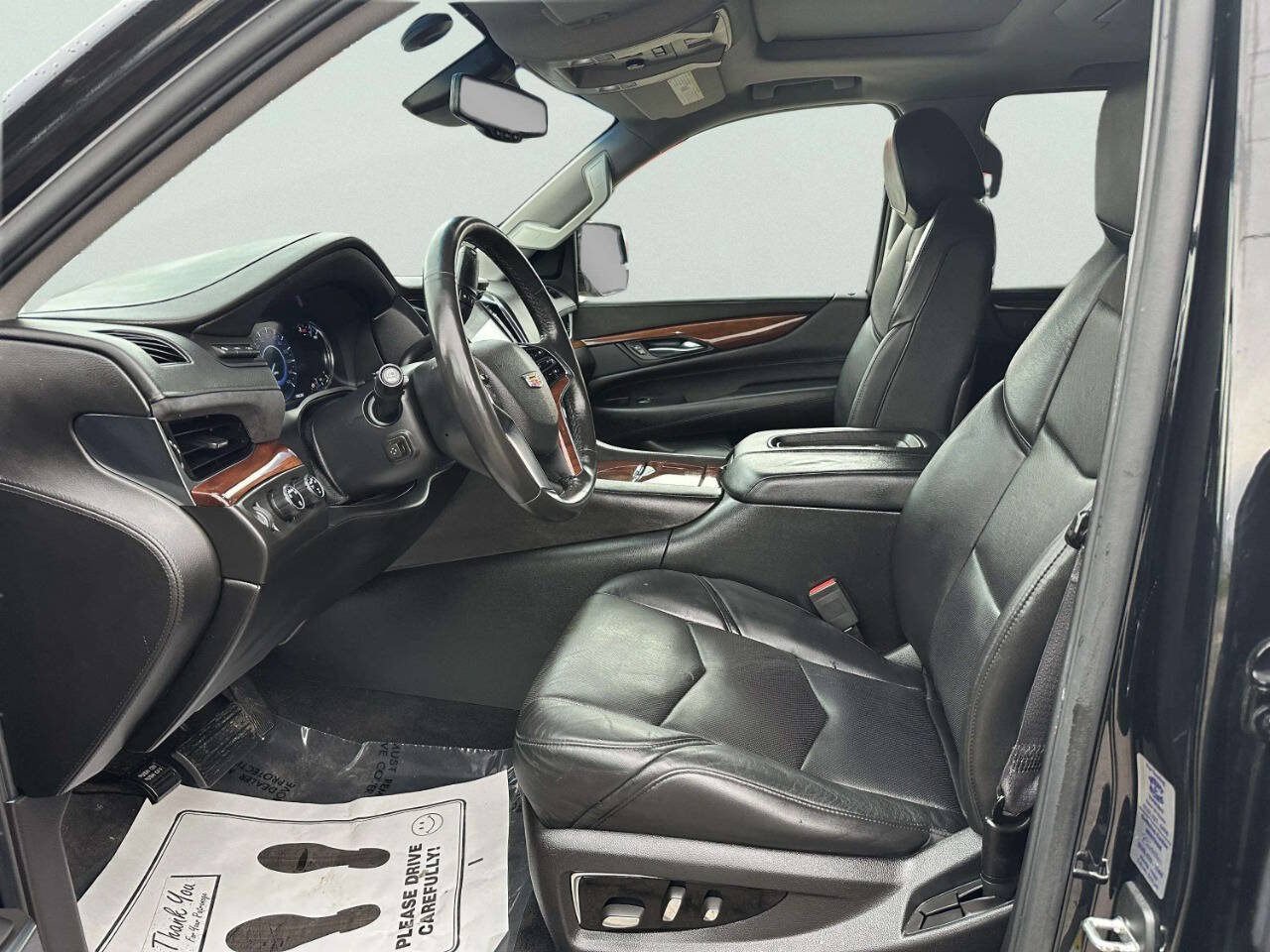 Used 2016 Cadillac Escalade ESV Luxury AWD/4WD image 9