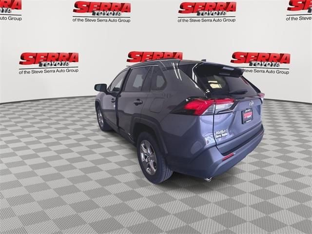 Used 2025 Toyota RAV4 LE image 7