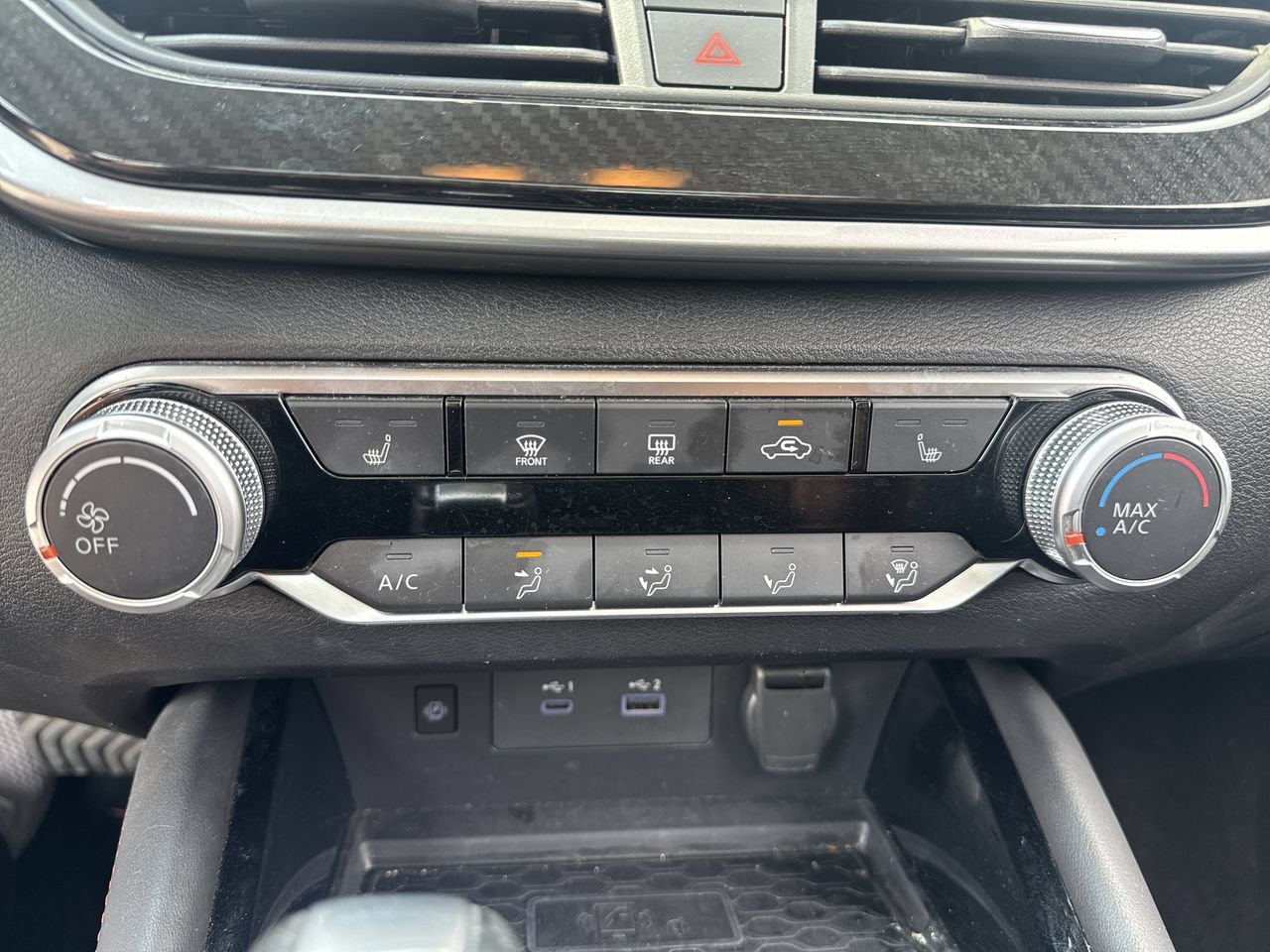 Used 2023 Nissan Altima 2.5 SR w/ SR Premium Package FWD image 9