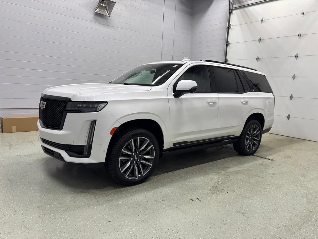 Used 2021 Cadillac Escalade Sport Platinum w/ Heavy-Duty Trailer Package AWD/4WD image 8