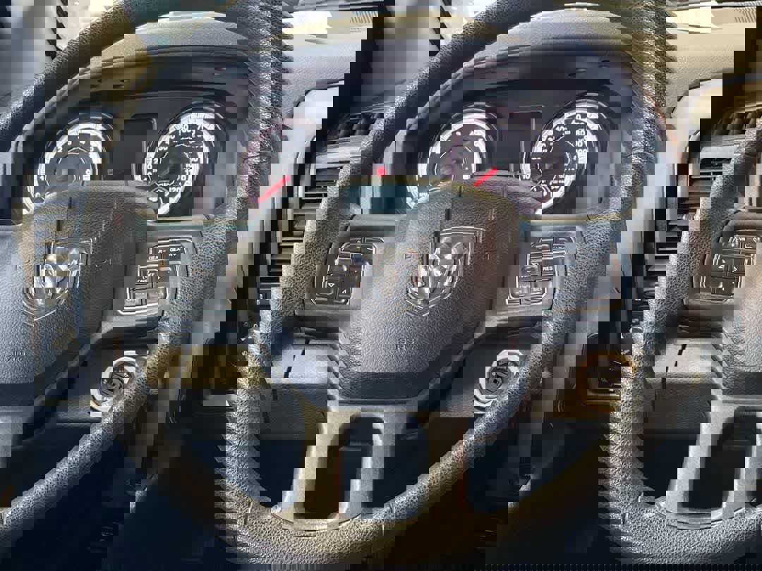 Used 2015 RAM 1500 Express w/ Black Ram 1500 Express Group AWD/4WD image 16