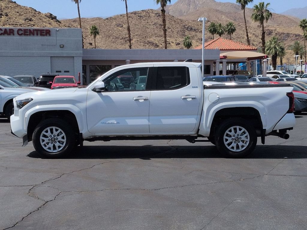 Used 2025 Toyota Tacoma SR5 AWD/4WD image 3