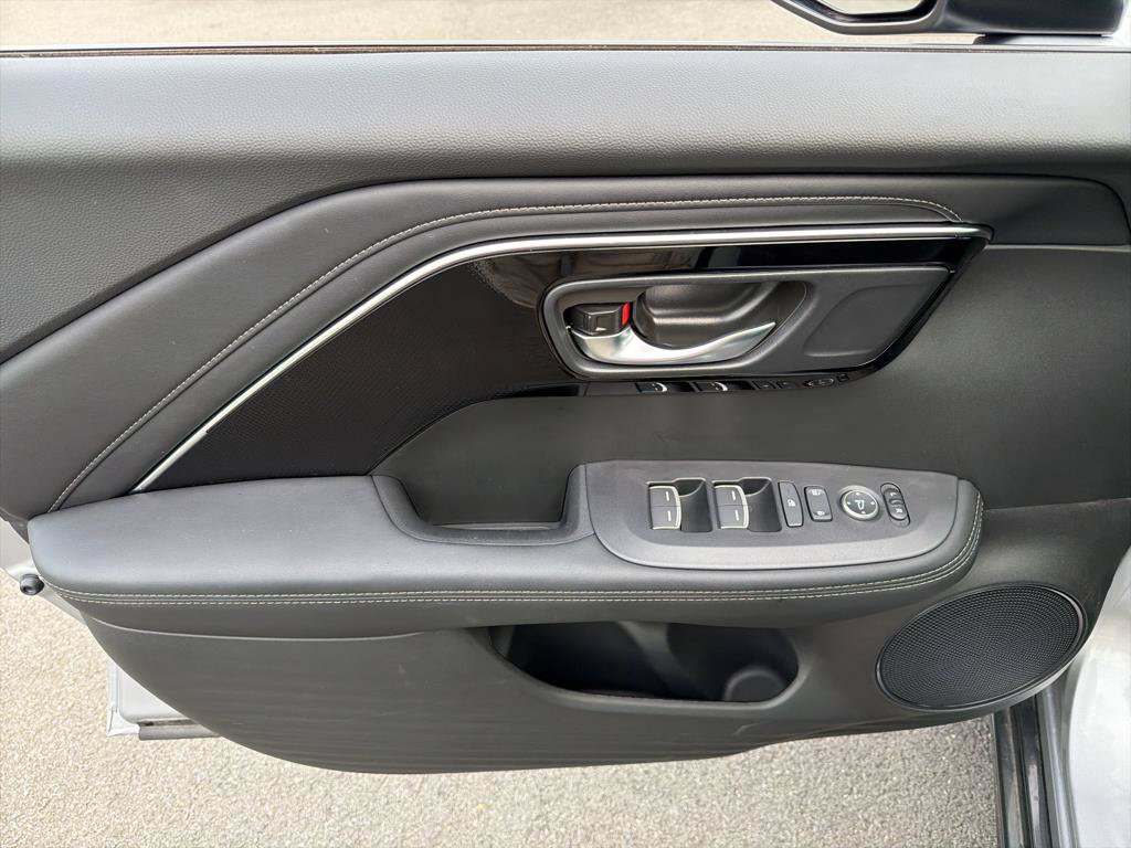 Certified 2025 Acura ADX AWD image 22