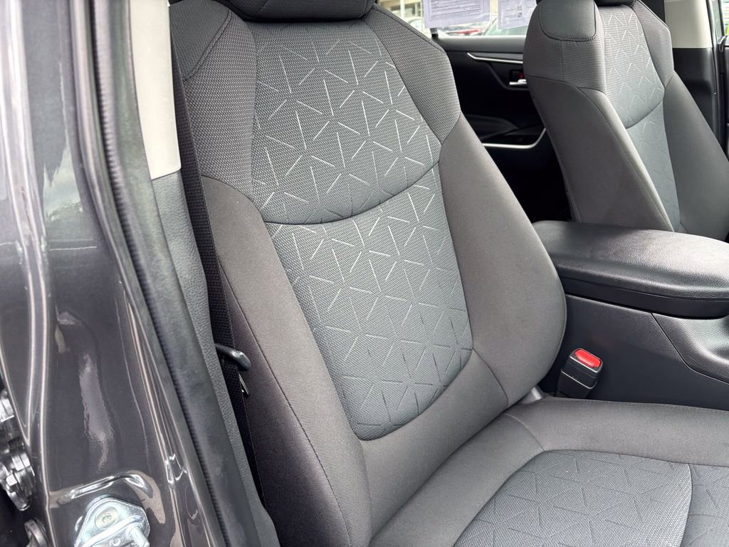 Certified 2025 Toyota RAV4 XLE w/ Convenience Package AWD/4WD image 37