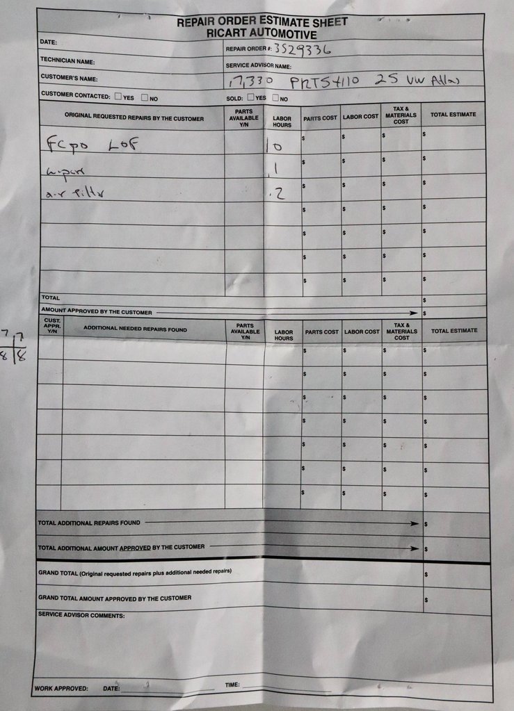 Used 2025 Volkswagen Atlas Cross Sport SE image 4