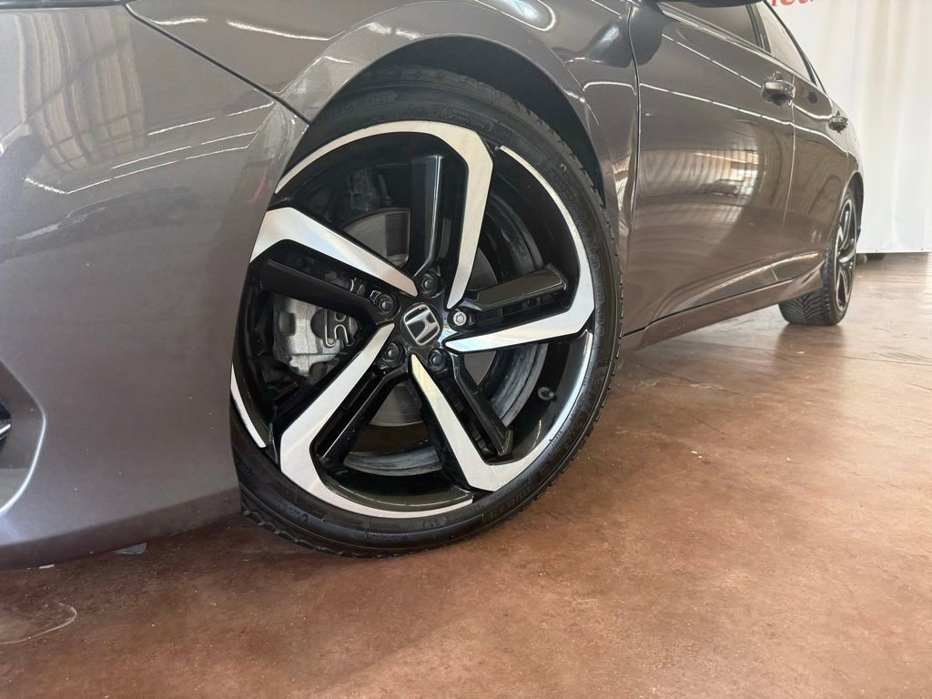 Used 2020 Honda Accord Sport image 18