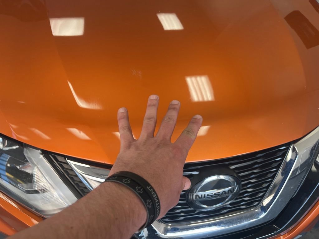 Used 2019 Nissan Rogue SV AWD/4WD image 12